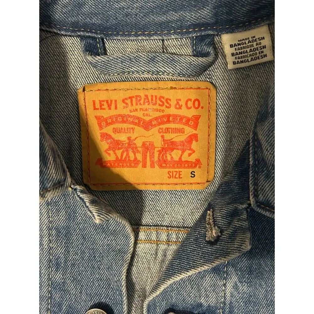 Y2K Aesthetic Levi's Denim Trucker Jacket Medium Wash Blue Small